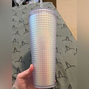 Starbucks Soft Touch White Frosted Pearl Grid Iridescent Tumbler Venti 24oz